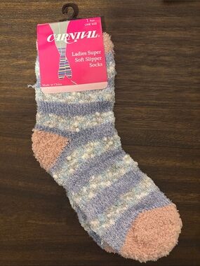 Carnival Ladies Super Soft Pink & Light Blue Slipper Socks